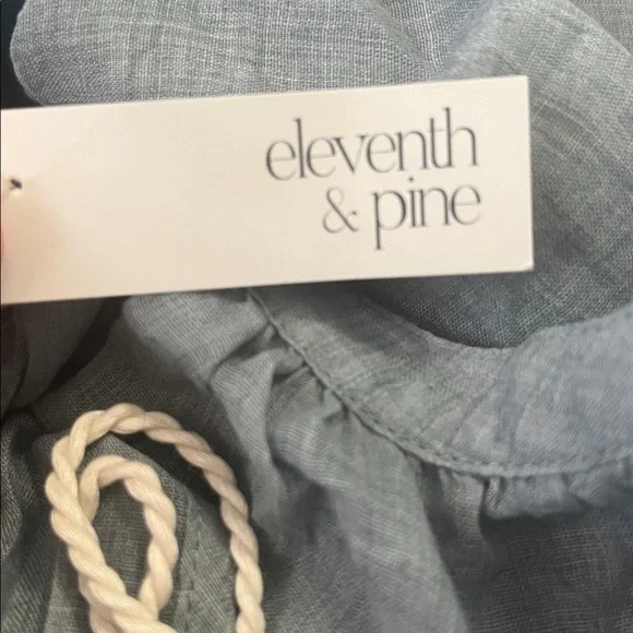 NWT Cotton Bleu Embroidered peasant gauze chambray tunic - Picture 10 of 10